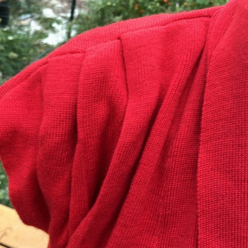 1980’s rrrrruss Russ Togs pleated shoulder sleeveless low close sweater M wool